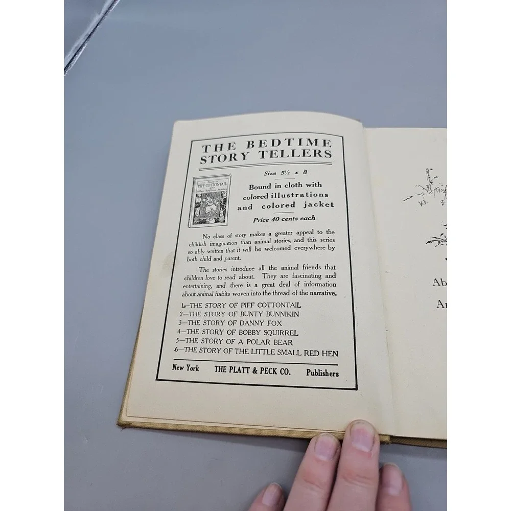 Vintage The Story Of‎ The Little Small Red Hen & Bedtime Stories May Byron